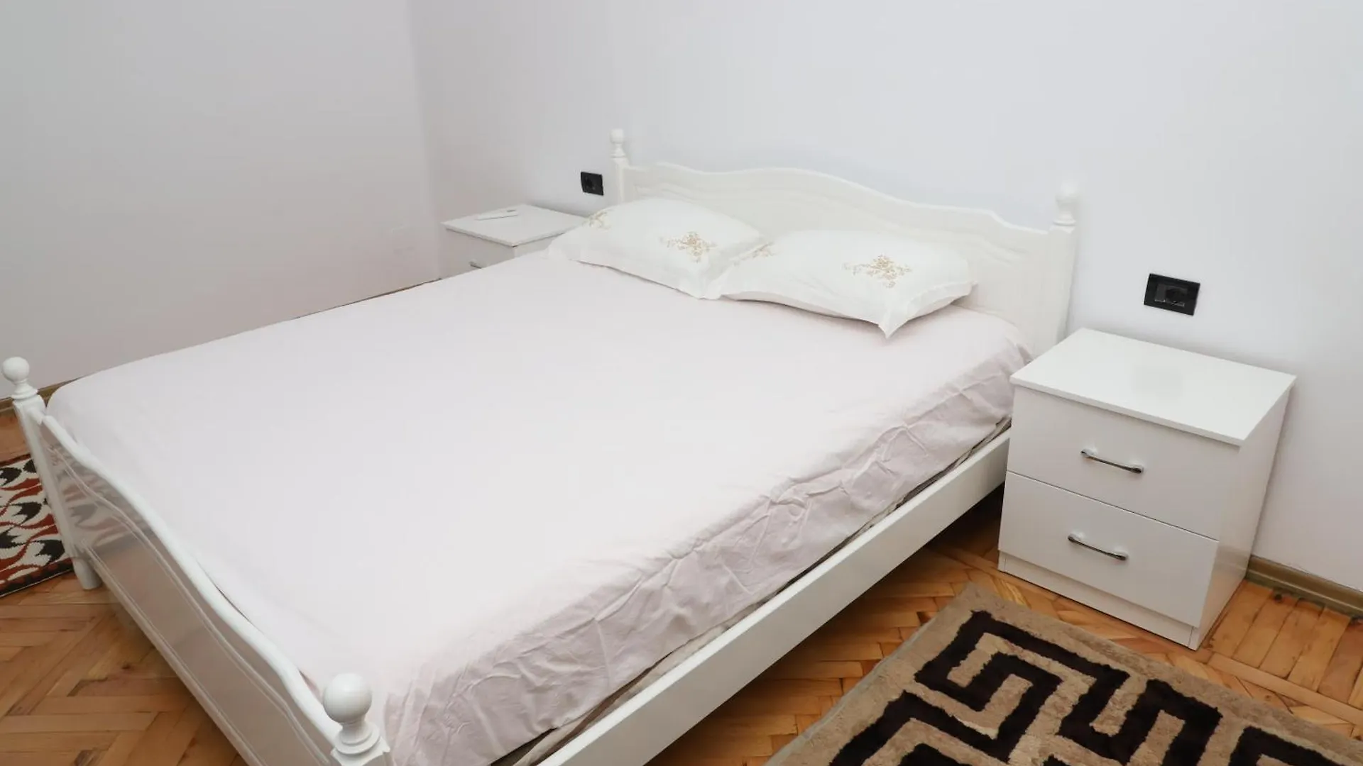 בראט Apartment Eda City Center 0*,